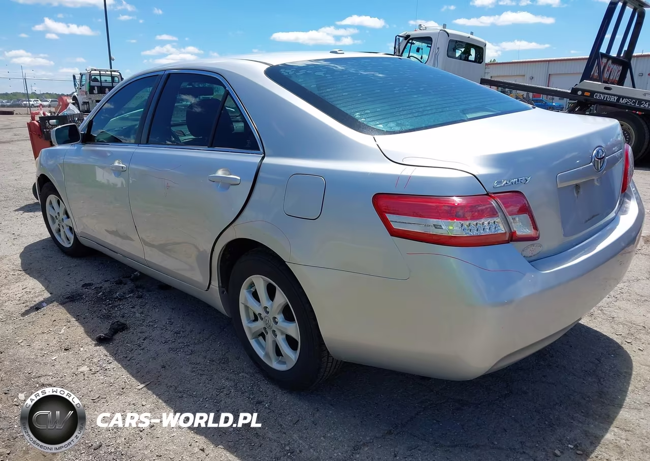2011 Toyota Camry Le VIN:4T1BF3EK2BU147155 - 3