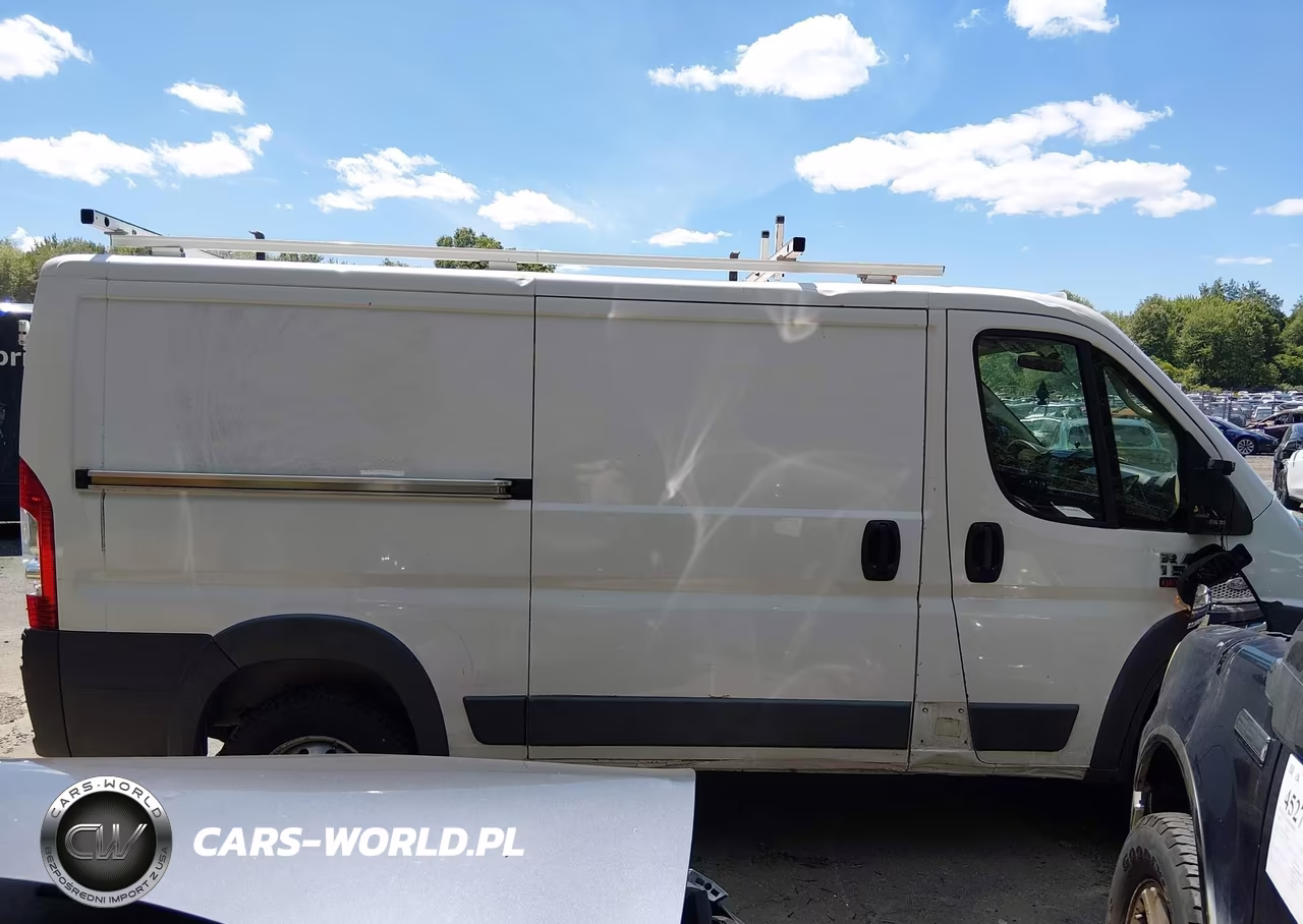 2018 Ram Promaster 1500 Low Roof 136 Wb VIN:3C6TRVAG2JE155354 - 14
