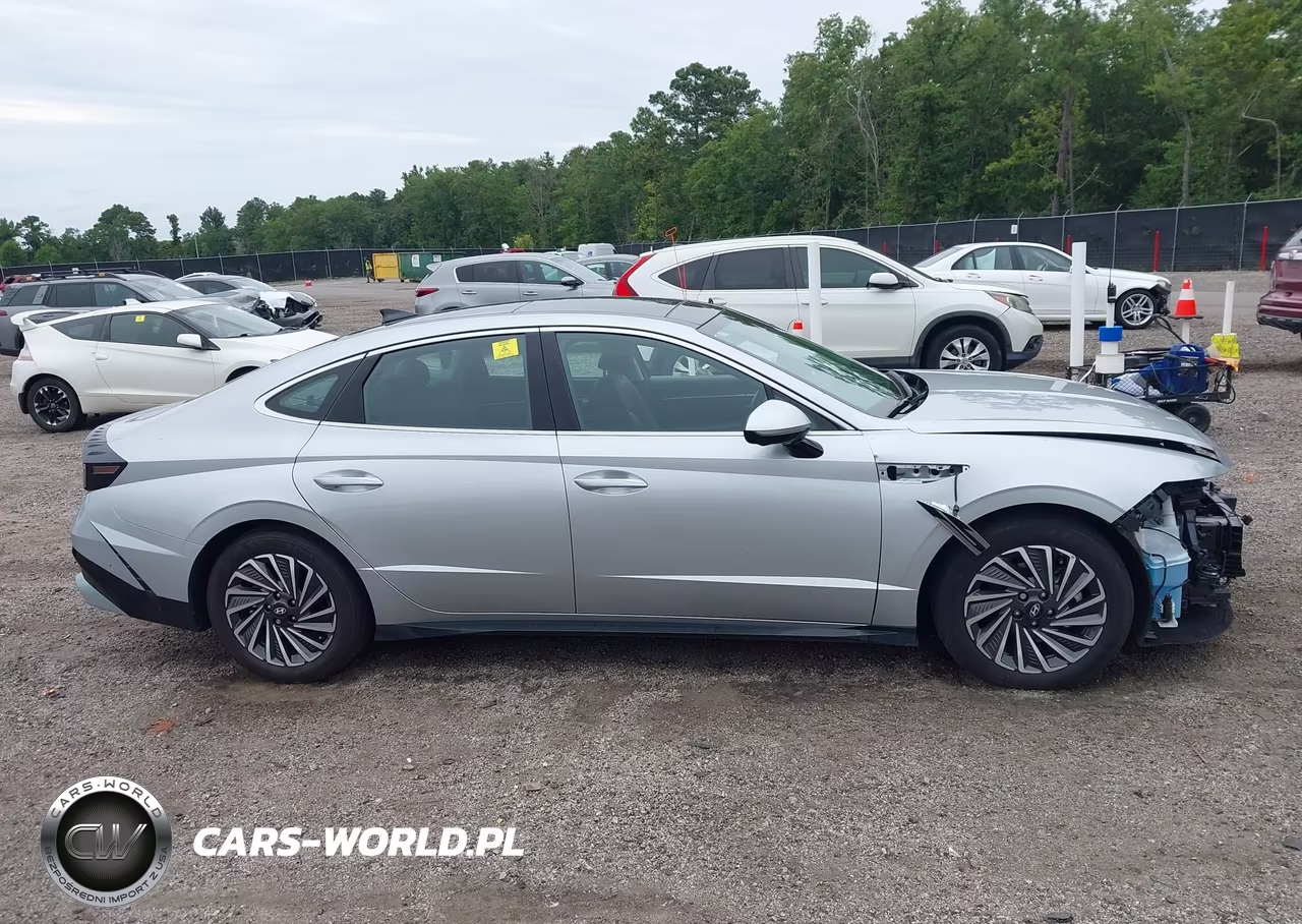 2024 Hyundai Sonata Hybrid Limited VIN:KMHL54JJ1RA089898 - 13