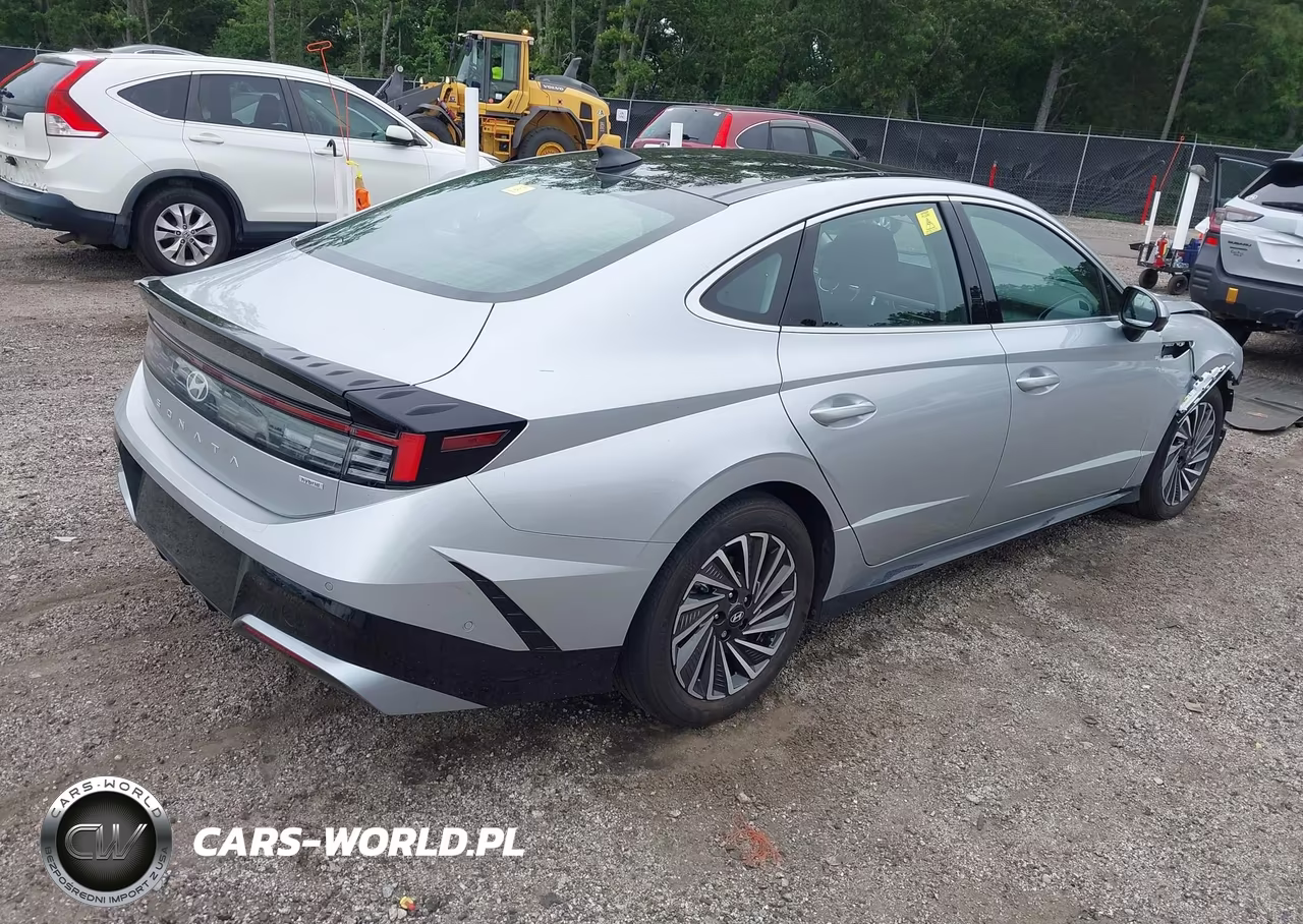 2024 Hyundai Sonata Hybrid Limited VIN:KMHL54JJ1RA089898 - 4