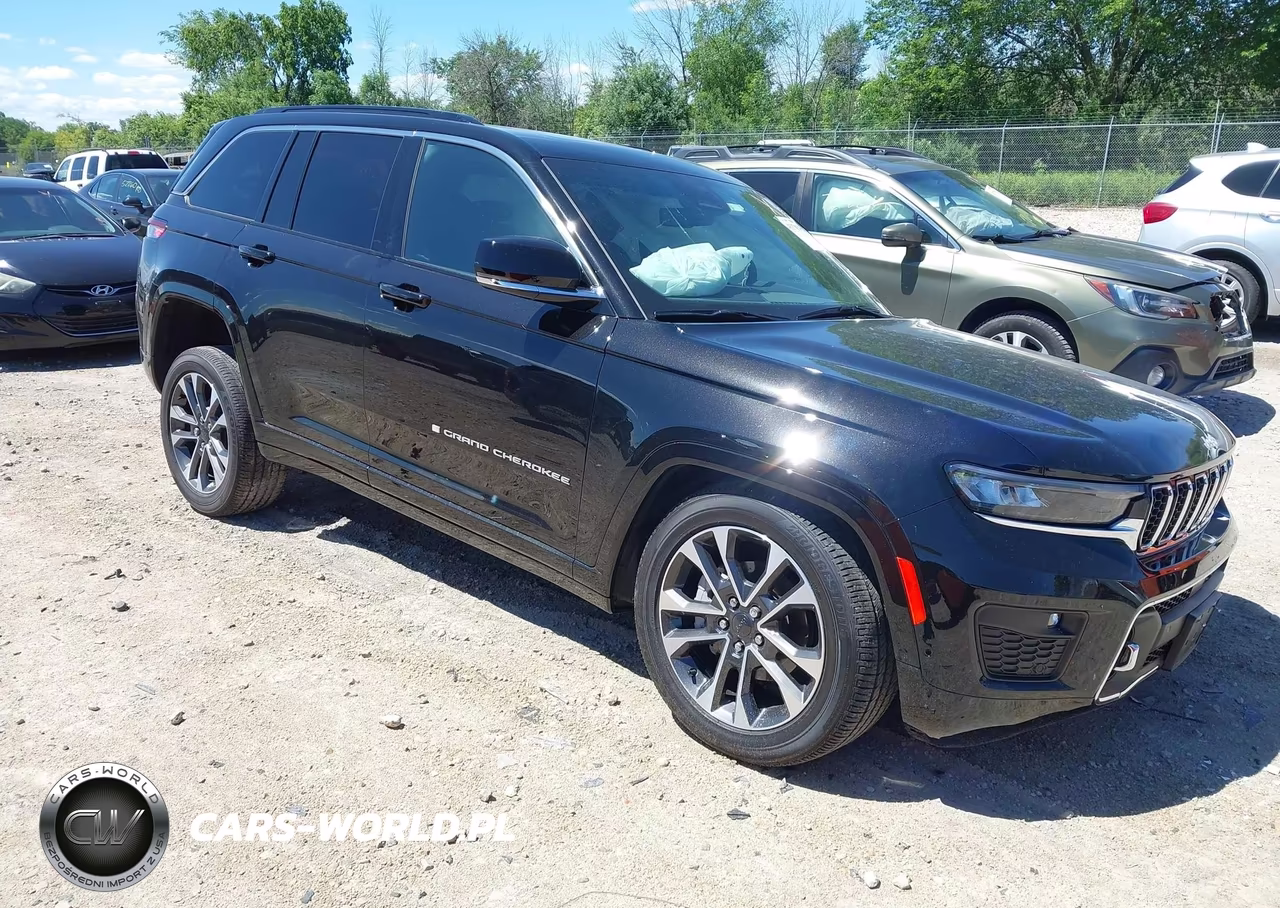 2024 Jeep Grand Cherokee Overland 4X4 – zdjęcie 1 z 17
