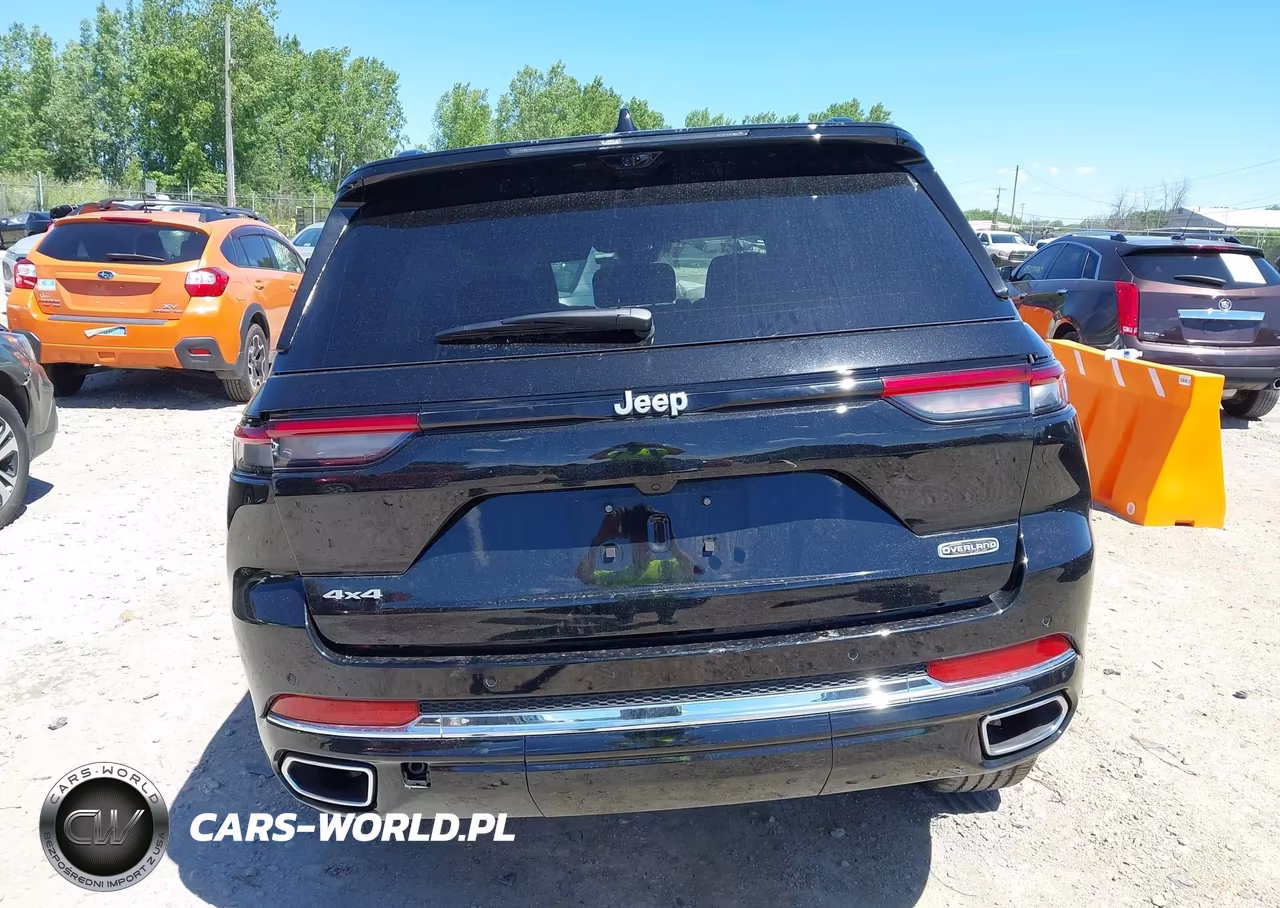 2024 Jeep Grand Cherokee Overland 4X4 VIN:1C4RJHDG7RC206308 - 17