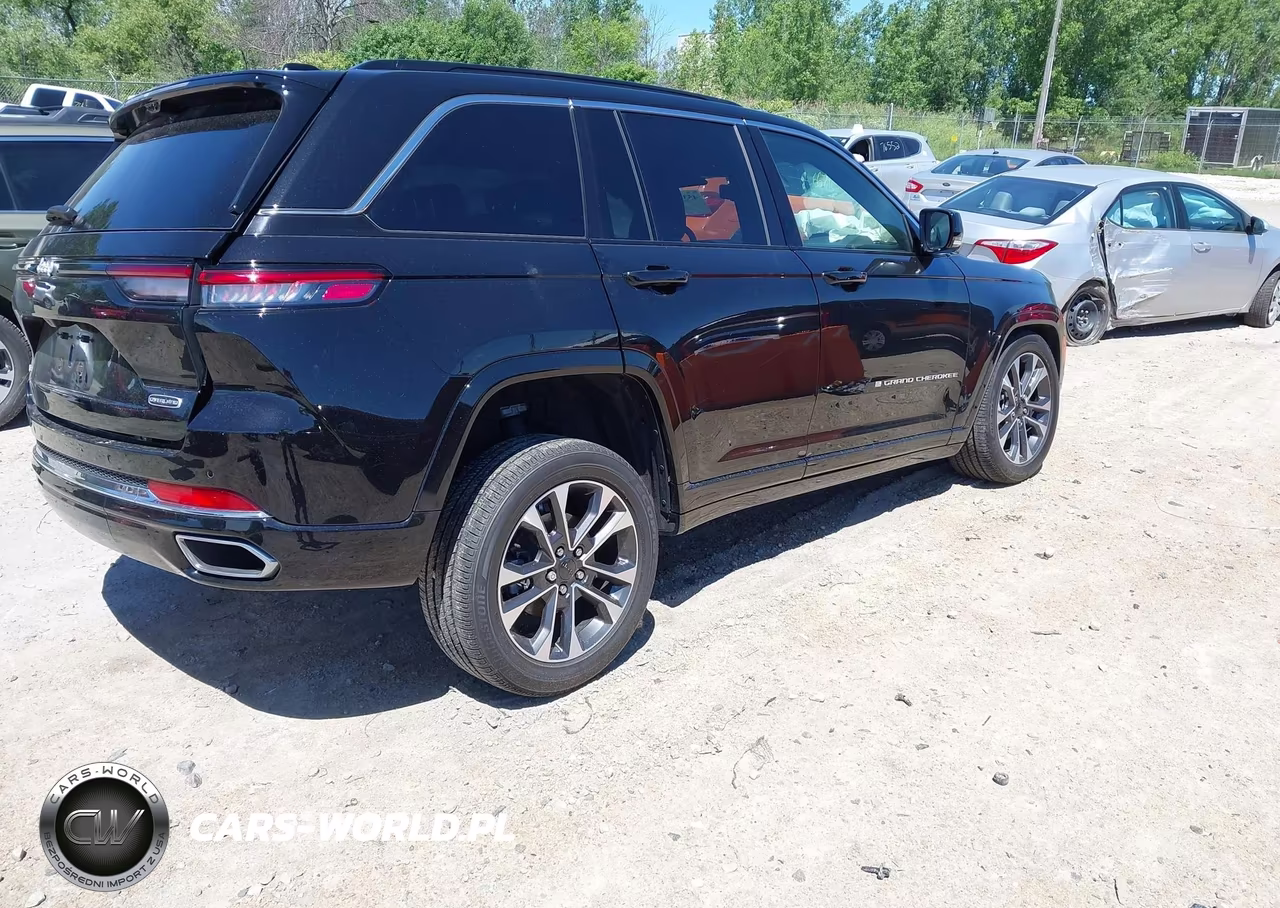 2024 Jeep Grand Cherokee Overland 4X4 VIN:1C4RJHDG7RC206308 - 4