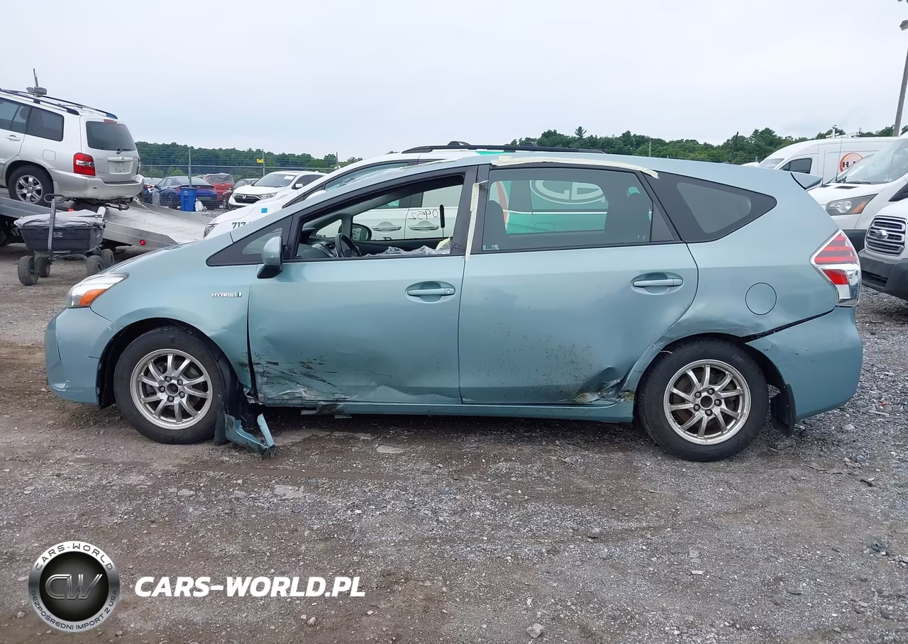 2017 Toyota Prius V Two VIN:JTDZN3EU5HJ058259 - 14