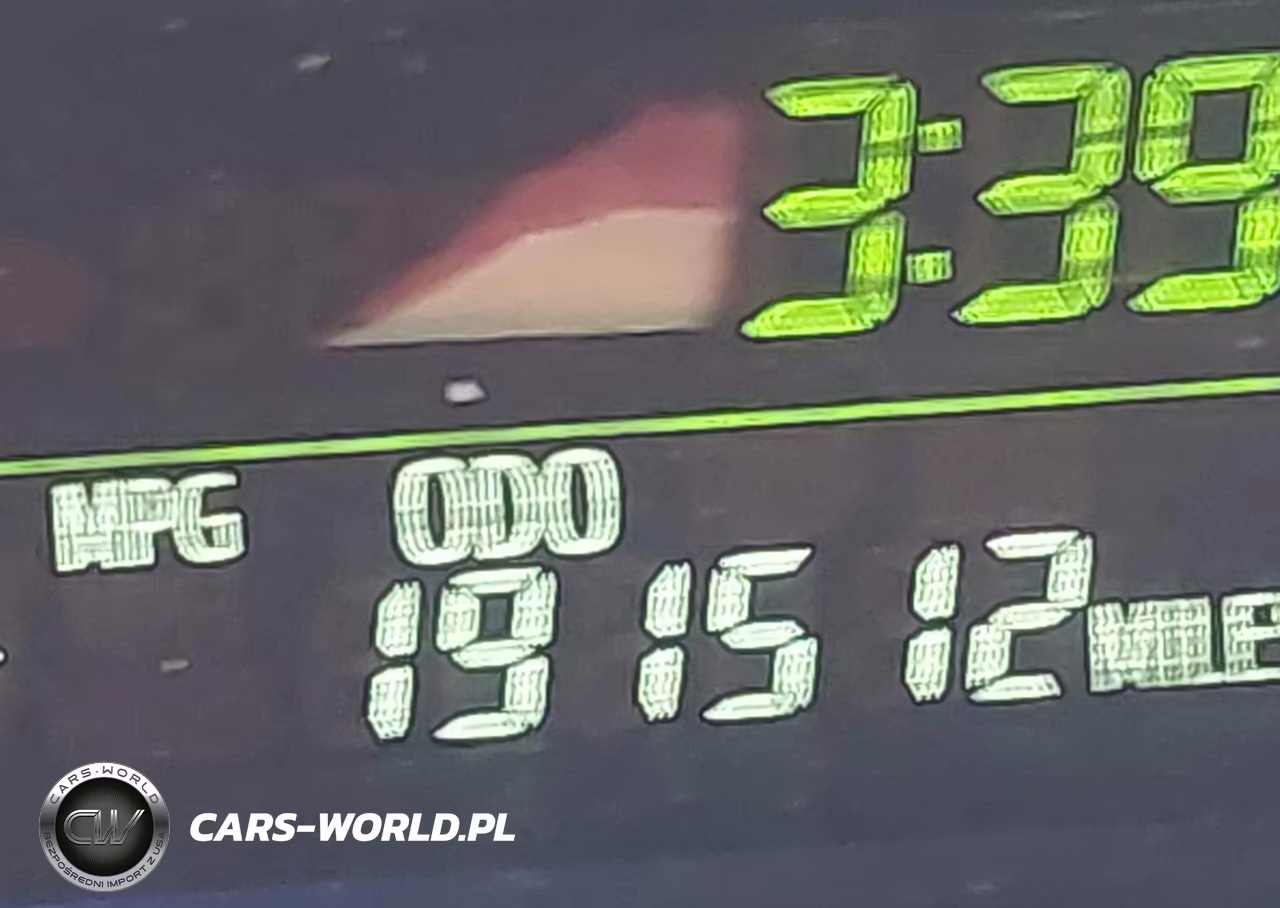 2017 Toyota Prius V Two VIN:JTDZN3EU5HJ058259 - 15