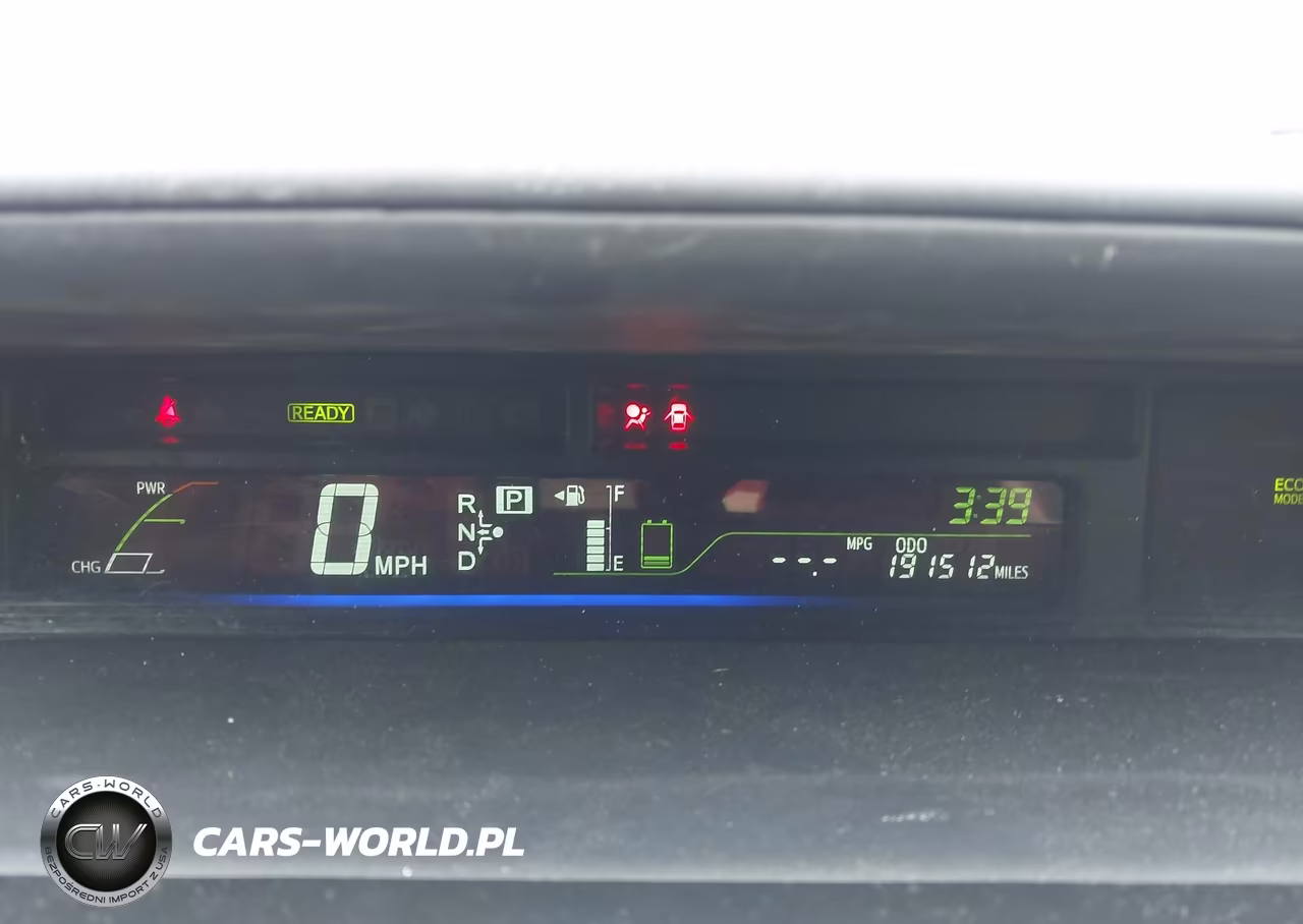 2017 Toyota Prius V Two VIN:JTDZN3EU5HJ058259 - 7