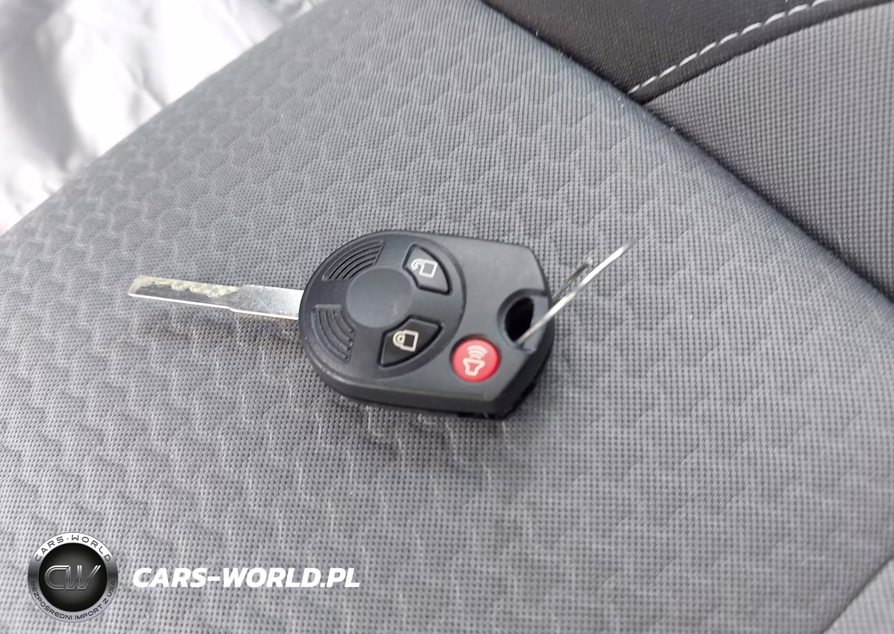 2018 Ford Escape Se VIN:1FMCU0GD7JUA20147 - 11