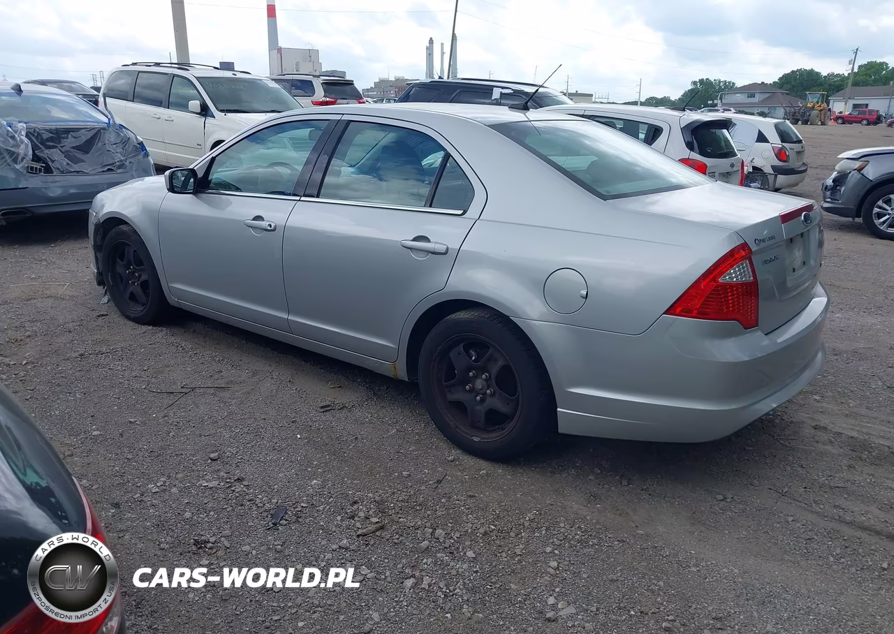 2010 Ford Fusion Se VIN:3FAHP0HAXAR239686 - 3