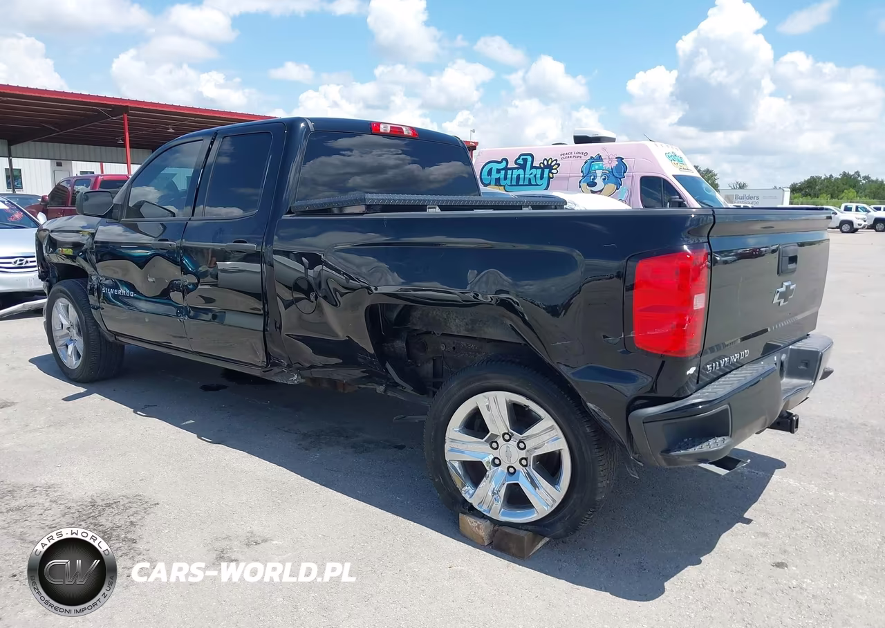 2017 Chevrolet Silverado 1500 Custom VIN:1GCRCPEH6HZ147193 - 3
