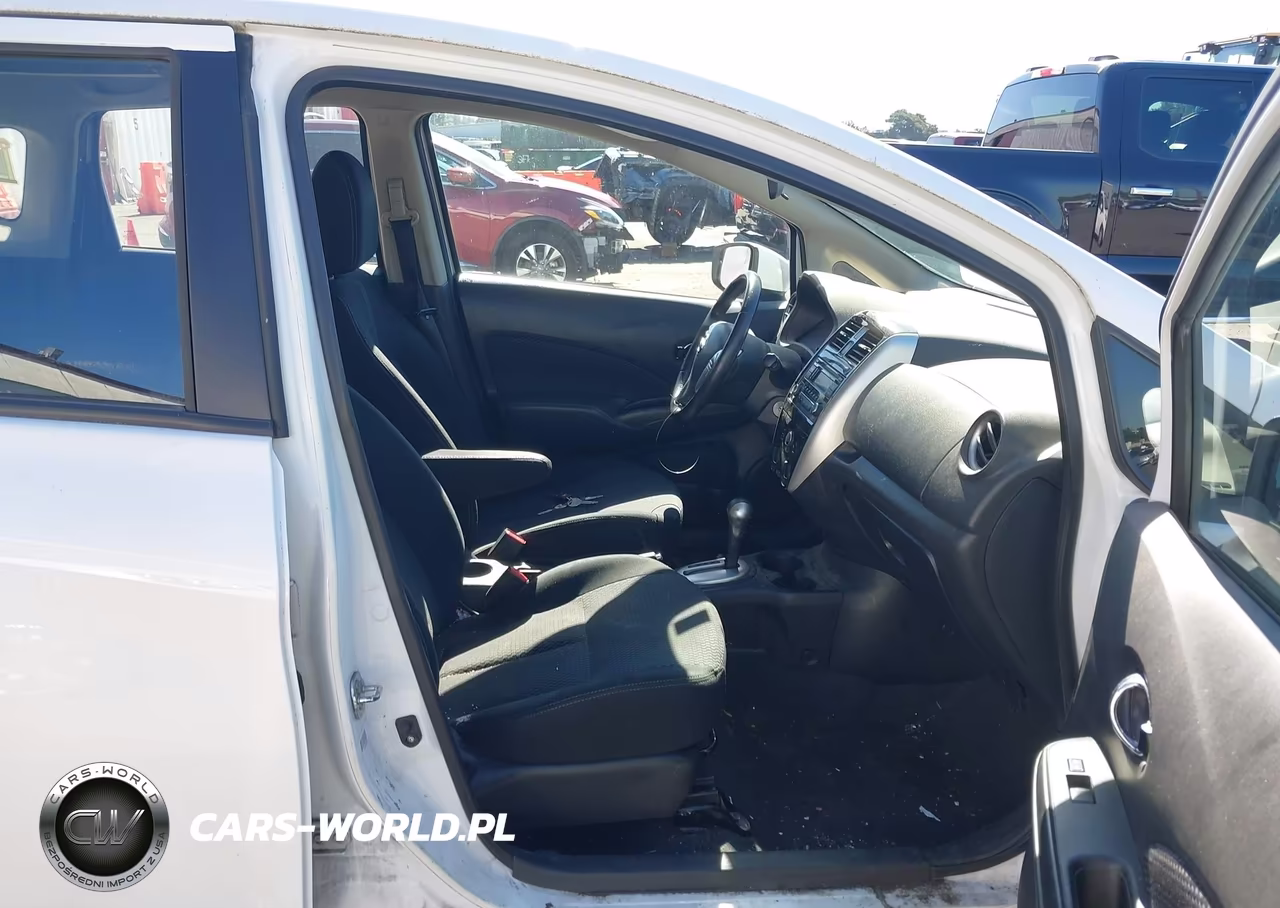 2015 Nissan Versa Note S (Sr)-S Plus-Sl-Sr-Sv VIN:3N1CE2CP5FL420676 - 5