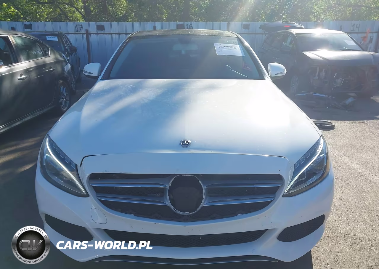 2018 Mercedes-Benz C 300 4Matic VIN:55SWF4KB8JU247220 - 12