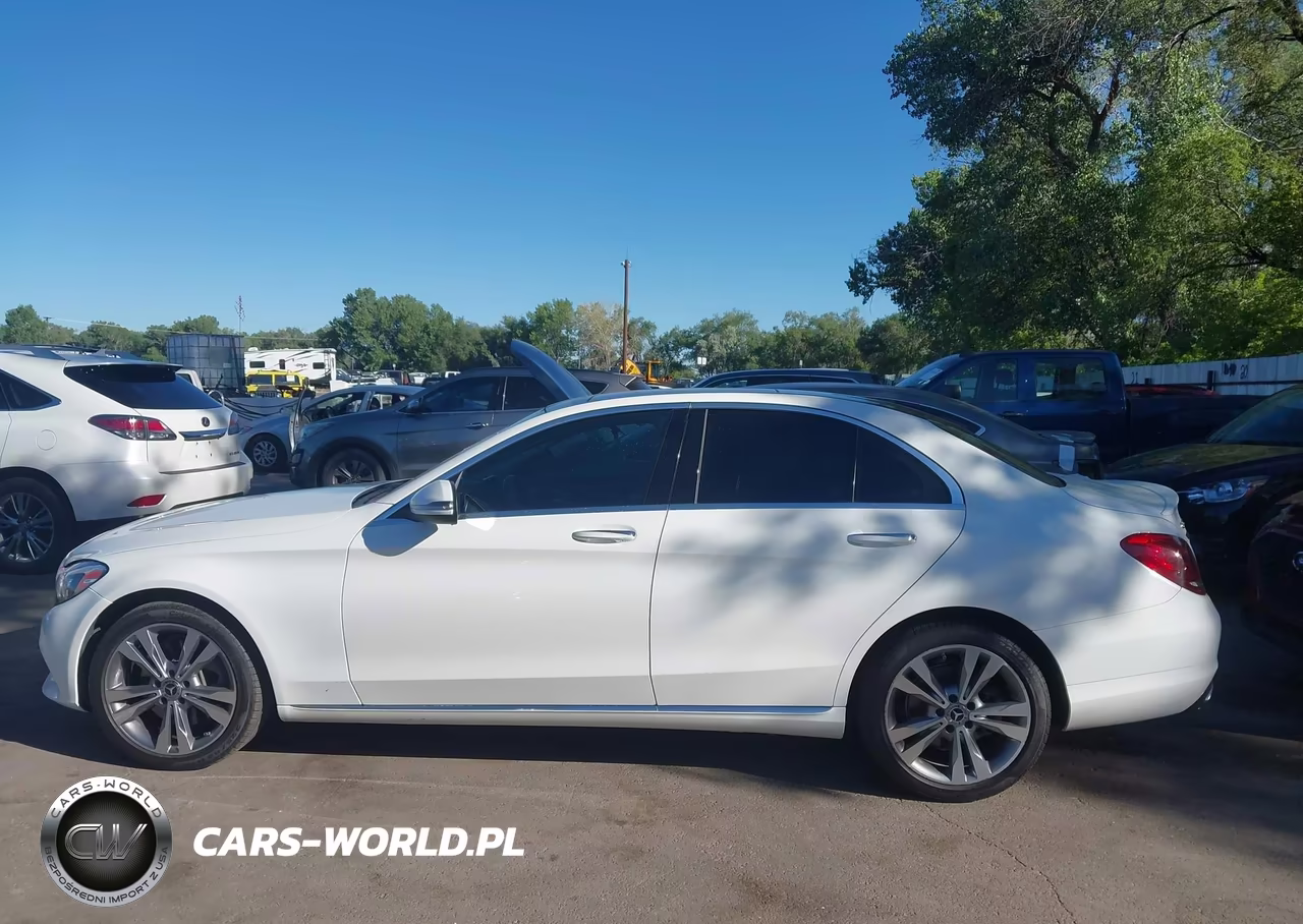 2018 Mercedes-Benz C 300 4Matic VIN:55SWF4KB8JU247220 - 14