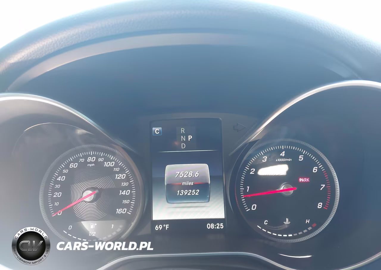 2018 Mercedes-Benz C 300 4Matic VIN:55SWF4KB8JU247220 - 7