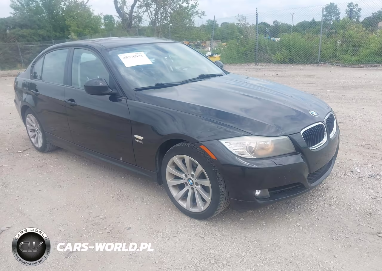 2011 BMW 328I xDrive – zdjęcie 1 z 11