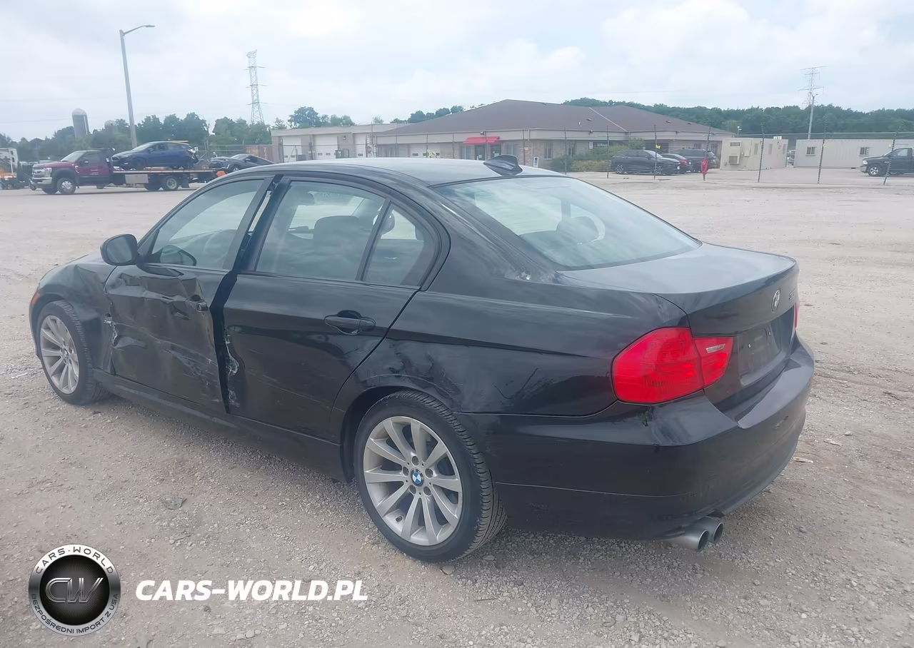 2011 BMW 328I xDrive VIN:WBAPK5C58BA994906 - 3