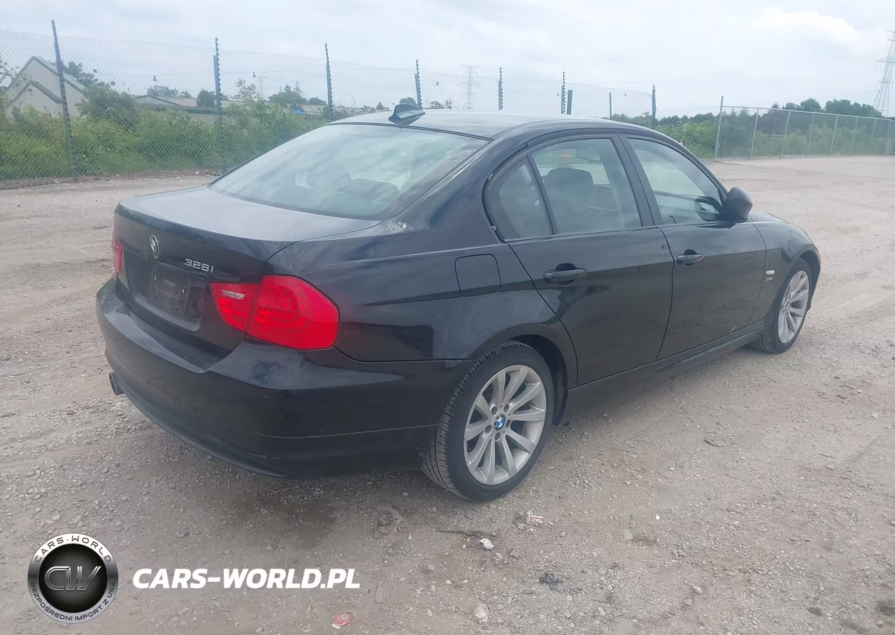 2011 BMW 328I xDrive VIN:WBAPK5C58BA994906 - 4