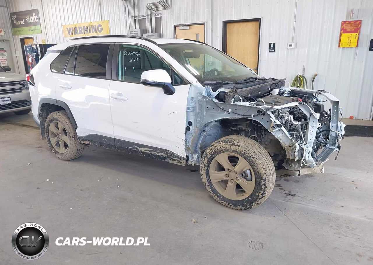 2025 Toyota Rav4 Xle VIN:2T3P1RFV1SC513728 - 1