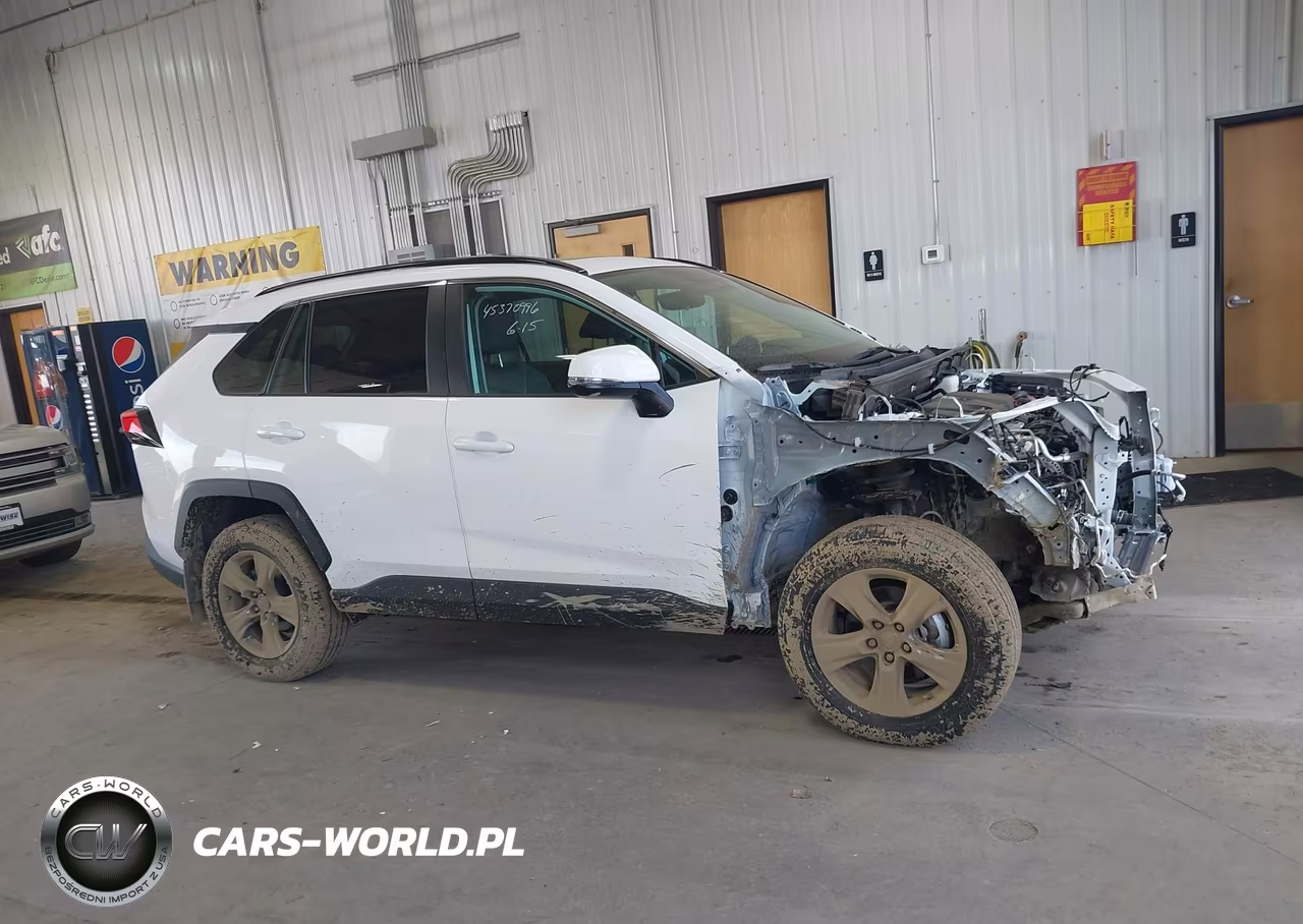 2025 Toyota Rav4 Xle VIN:2T3P1RFV1SC513728 - 13