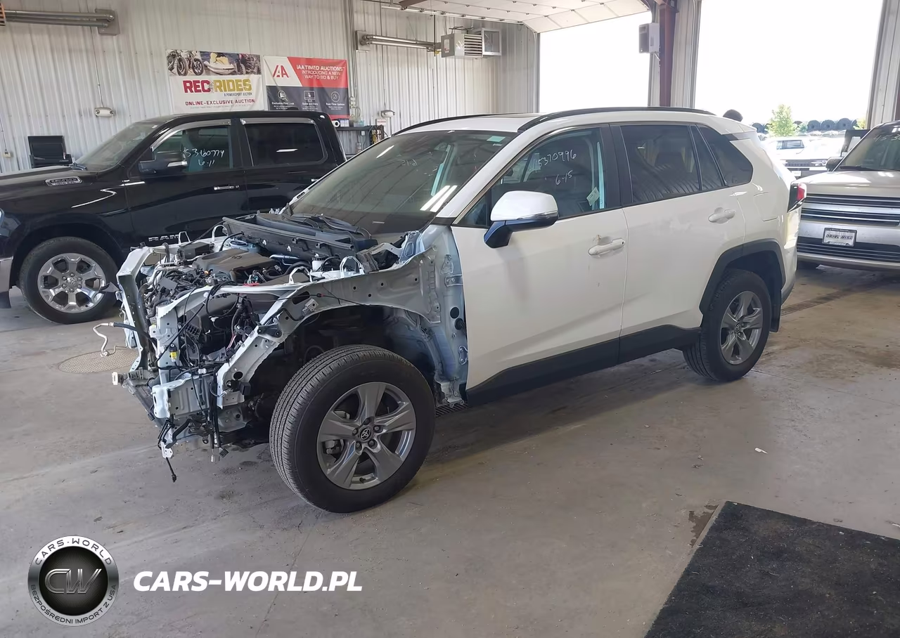 2025 Toyota Rav4 Xle VIN:2T3P1RFV1SC513728 - 2