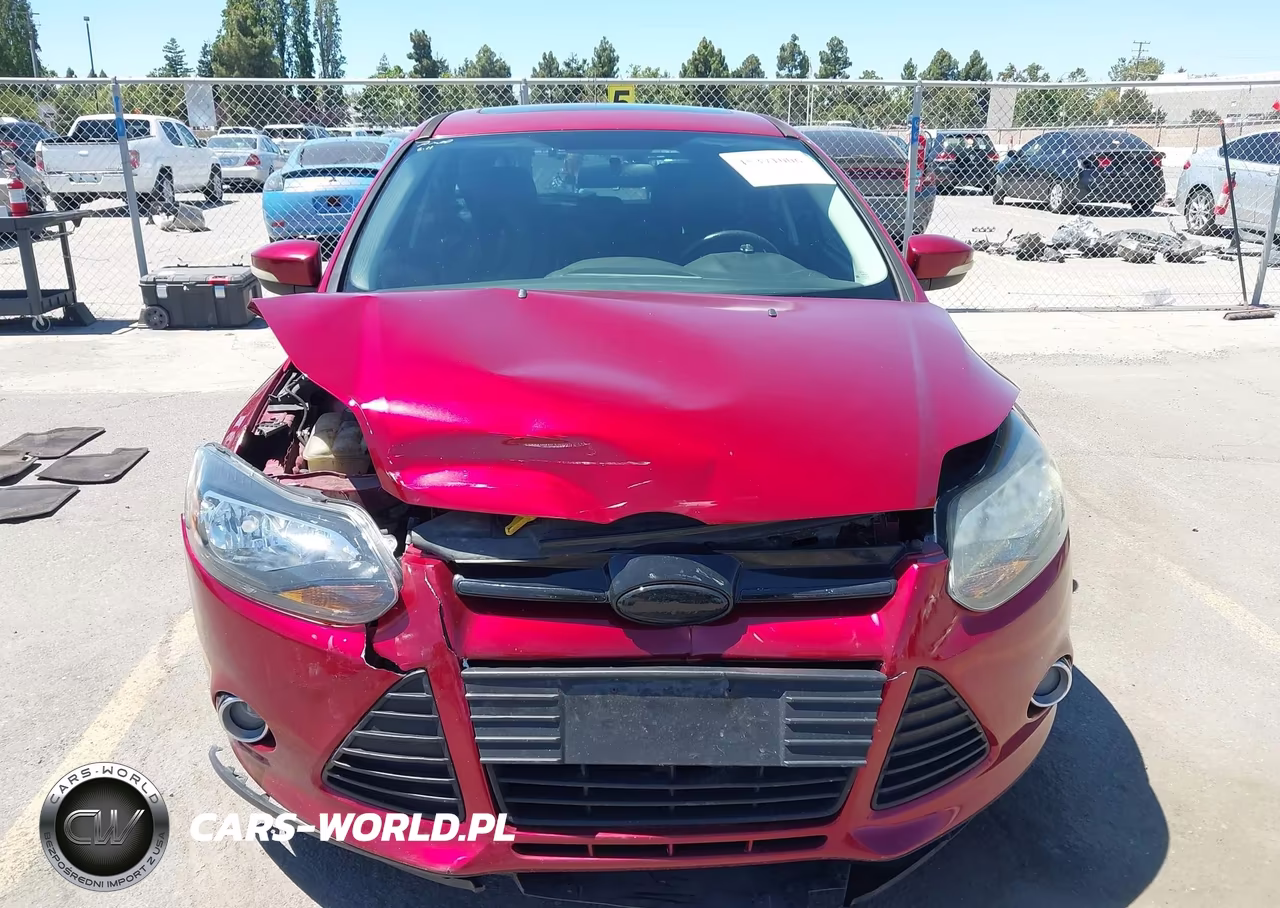2013 Ford Focus Titanium VIN:1FADP3N2XDL178064 - 13