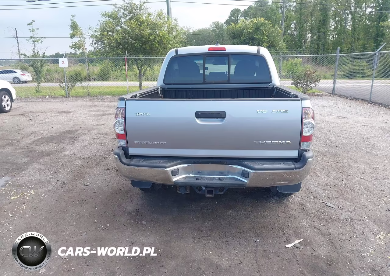 2015 Toyota Tacoma Prerunner V6 VIN:5TFJU4GN1FX076439 - 16