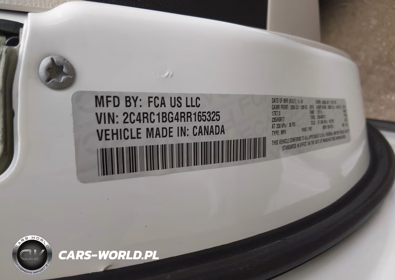 2024 Chrysler Pacifica Touring L VIN:2C4RC1BG4RR165325 - 9