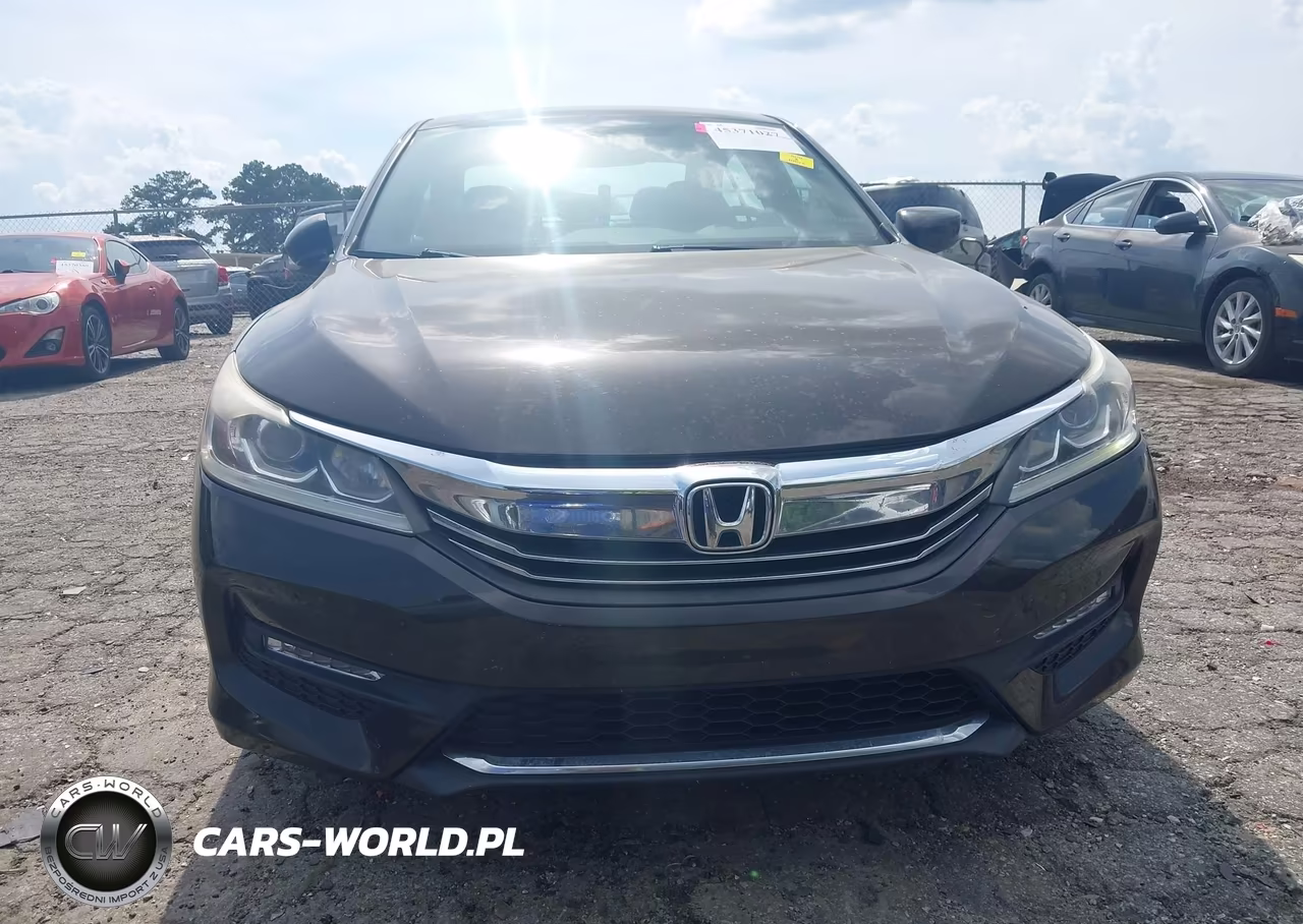 2017 Honda Accord Sport VIN:1HGCR2F5XHA108781 - 12