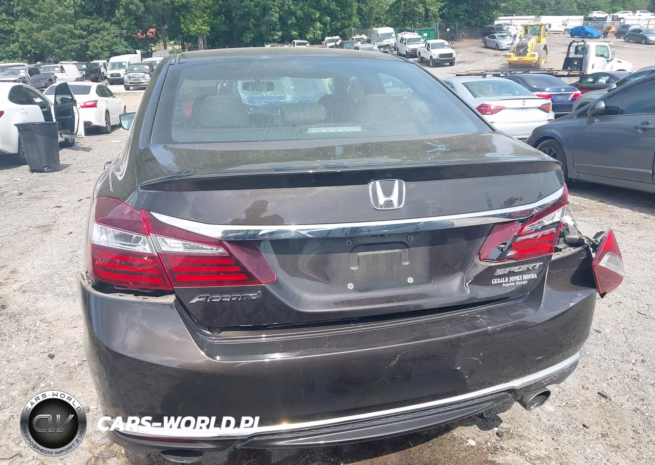 2017 Honda Accord Sport VIN:1HGCR2F5XHA108781 - 16