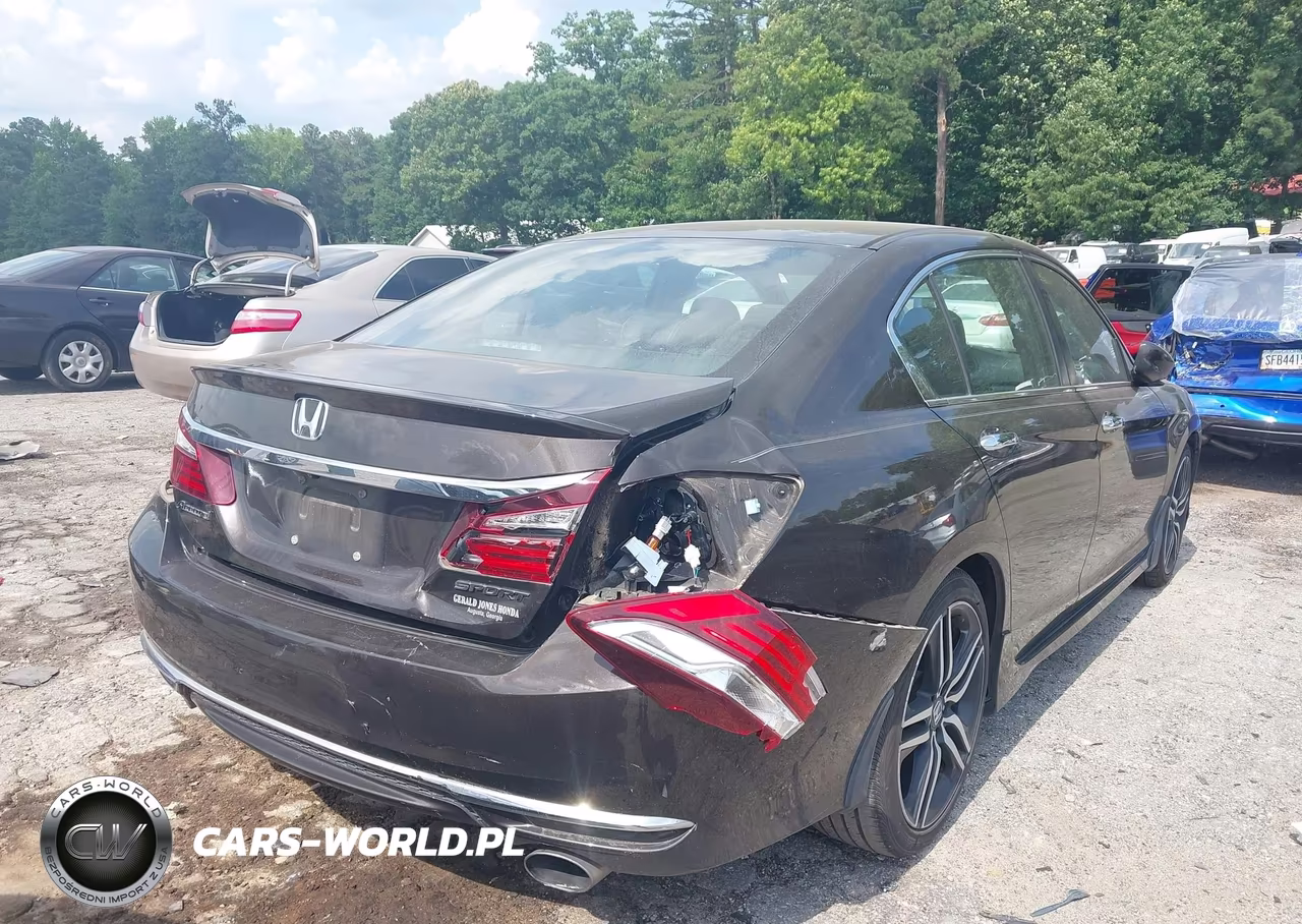 2017 Honda Accord Sport VIN:1HGCR2F5XHA108781 - 6