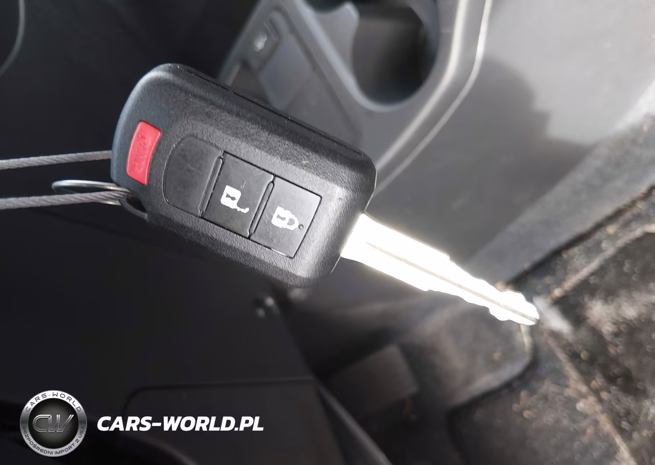 2024 Mitsubishi Mirage G4 Black Edition VIN:ML32FUFJ1RHF04205 - 11