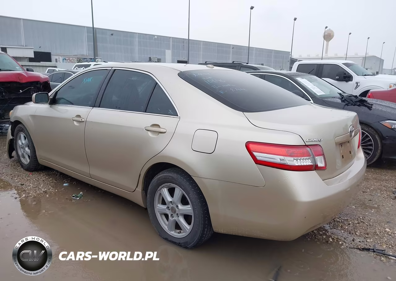 2010 Toyota Camry Le VIN:4T4BF3EK4AR042864 - 3
