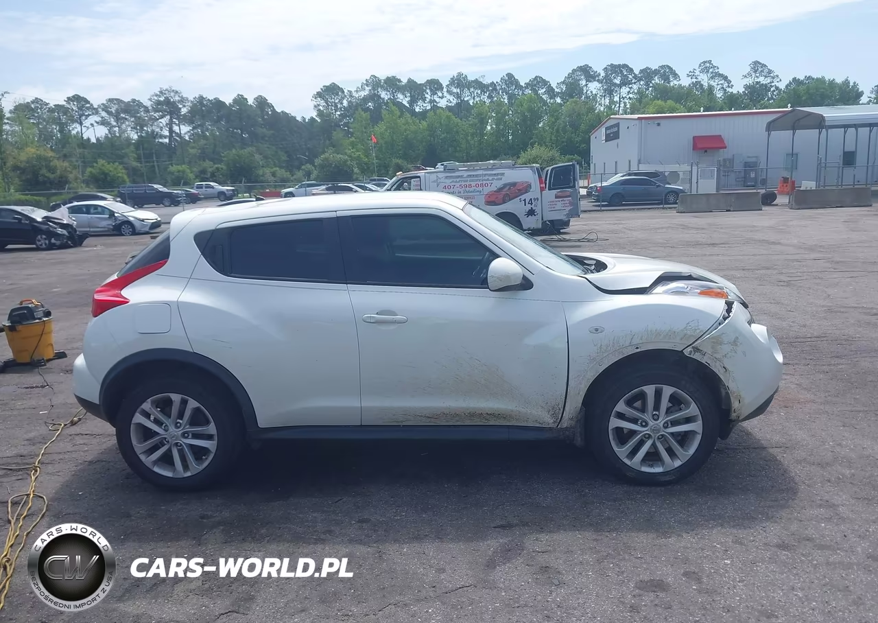 2014 Nissan Juke S VIN:JN8AF5MR7ET350910 - 13