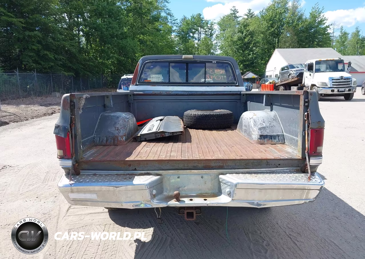 1986 Chevrolet K10 VIN:2GCEK14H6G1216567 - 15