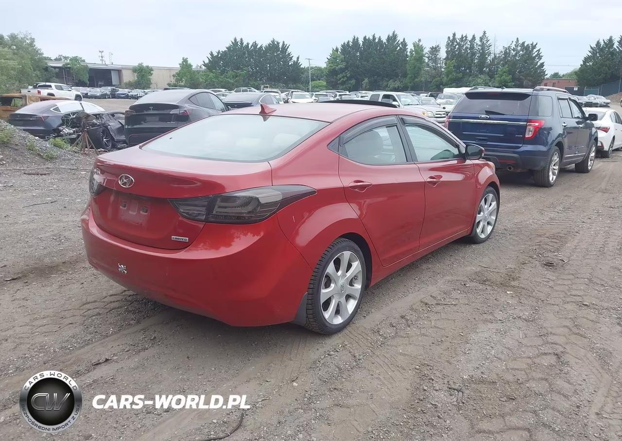 2013 Hyundai Elantra Limited VIN:KMHDH4AE3DU619195 - 4