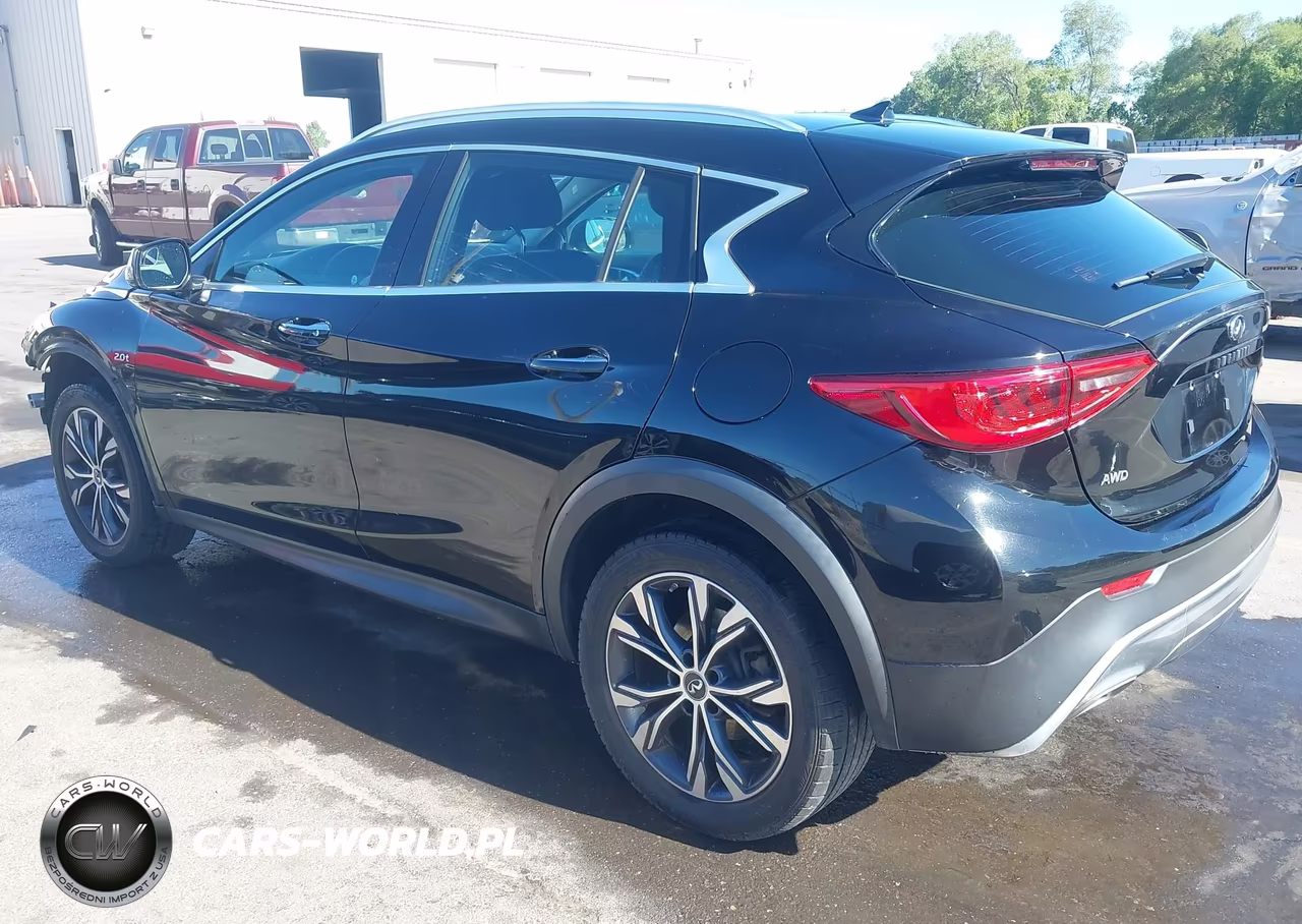 2017 Infiniti Qx30 Luxury VIN:SJKCH5CRXHA025567 - 3