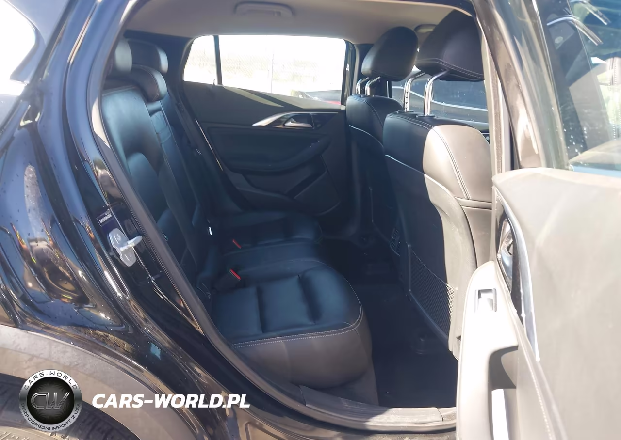 2017 Infiniti Qx30 Luxury VIN:SJKCH5CRXHA025567 - 8