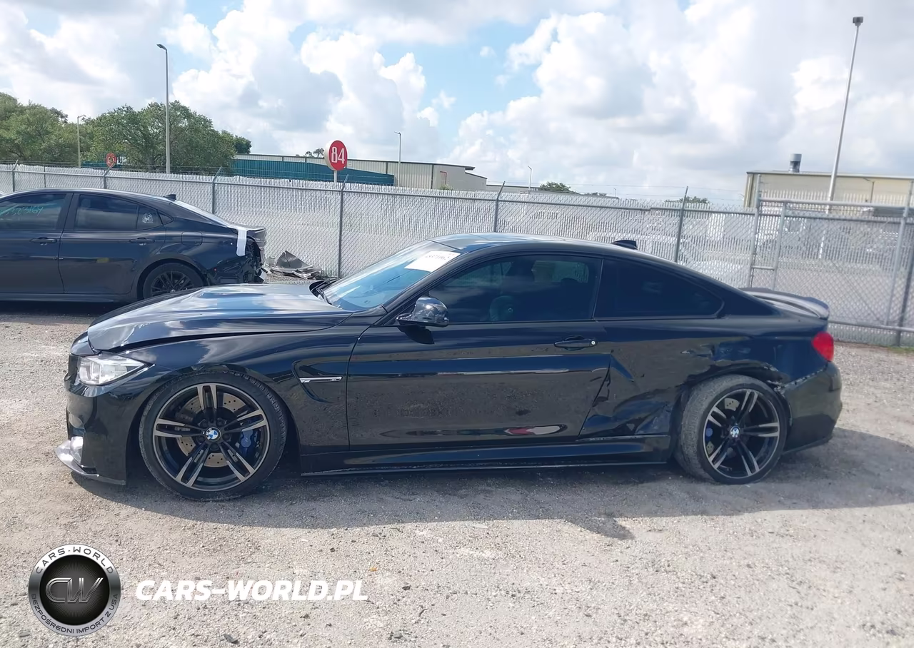 2015 BMW M4 VIN:WBS3R9C51FK334526 - 14