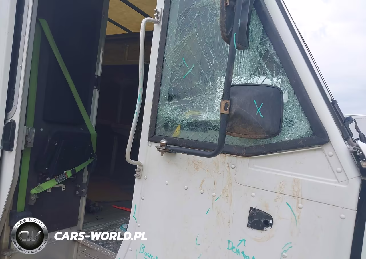 2022 Ford F-59 Commercial Stripped VIN:1F64F5KN0N0A05683 - 19