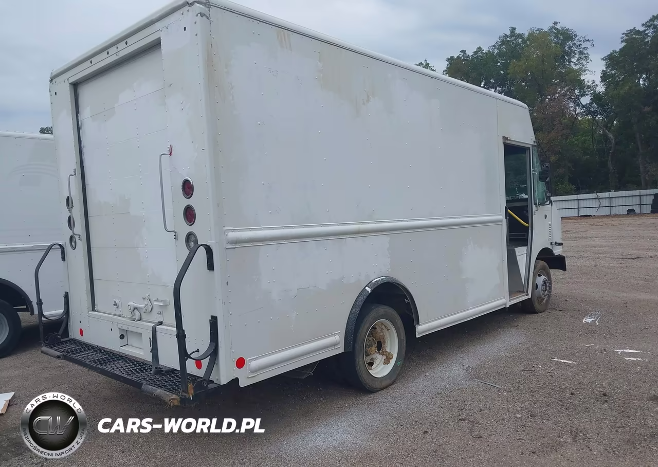 2022 Ford F-59 Commercial Stripped VIN:1F64F5KN0N0A05683 - 4