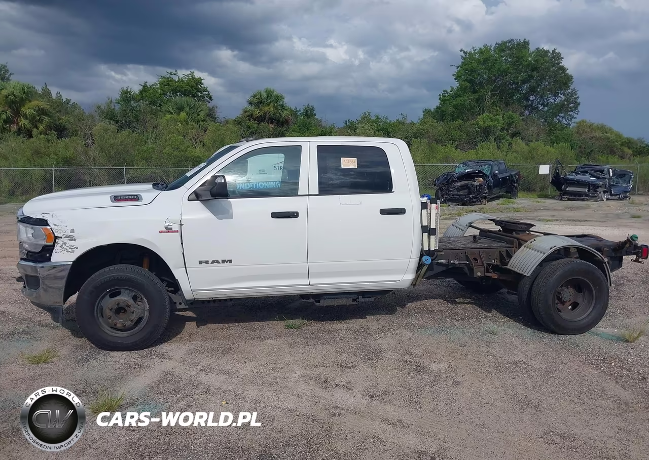 2021 Ram 3500 Chassis Tradesman-Slt-Laramie-Limited VIN:3C7WRTCL2MG673464 - 16