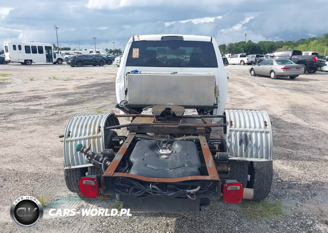 2021 Ram 3500 Chassis Tradesman-Slt-Laramie-Limited VIN:3C7WRTCL2MG673464 - 18
