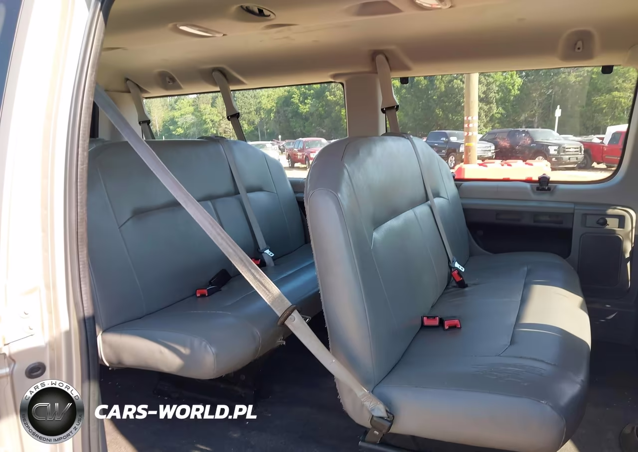 2011 Ford E-350 Super Duty Xl VIN:1FBNE3BL4BDA60282 - 8