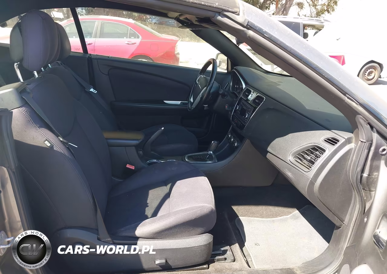 2012 Chrysler 200 Touring VIN:1C3BCBEG4CN281541 - 5