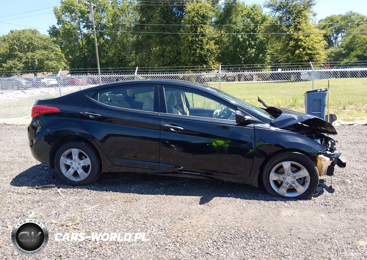 2013 Hyundai Elantra Gls VIN:KMHDH4AEXDU677059 - 13