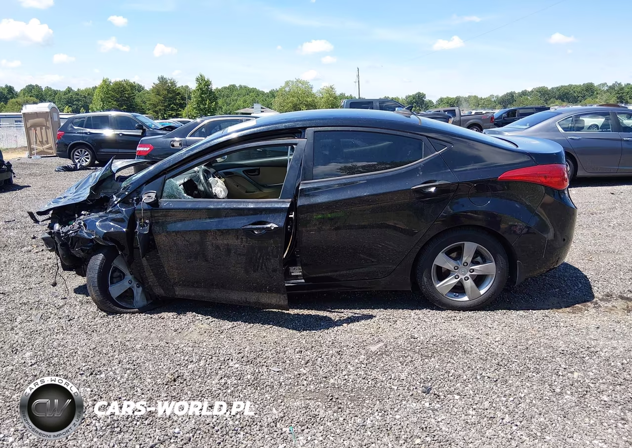 2013 Hyundai Elantra Gls VIN:KMHDH4AEXDU677059 - 14