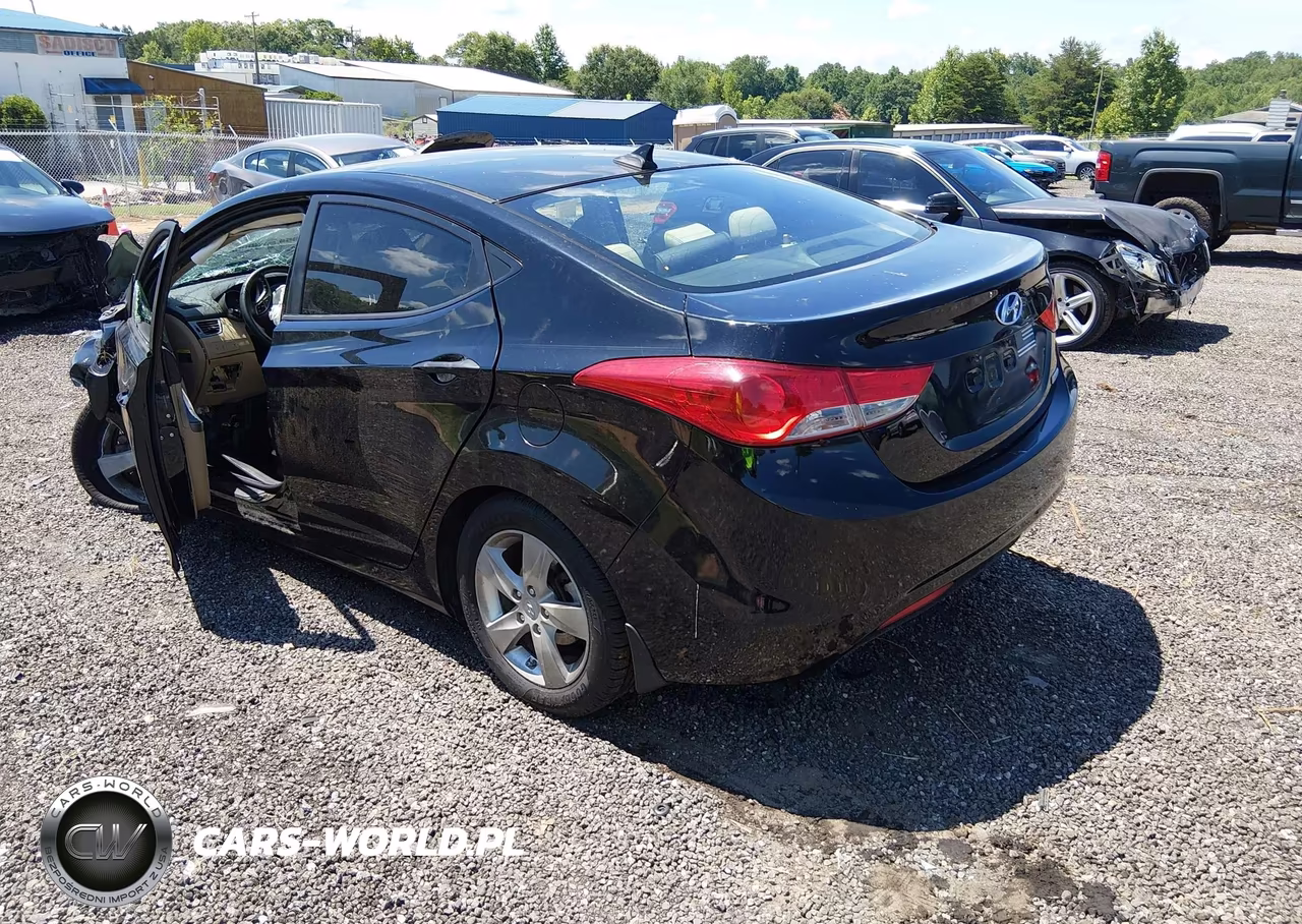 2013 Hyundai Elantra Gls VIN:KMHDH4AEXDU677059 - 3