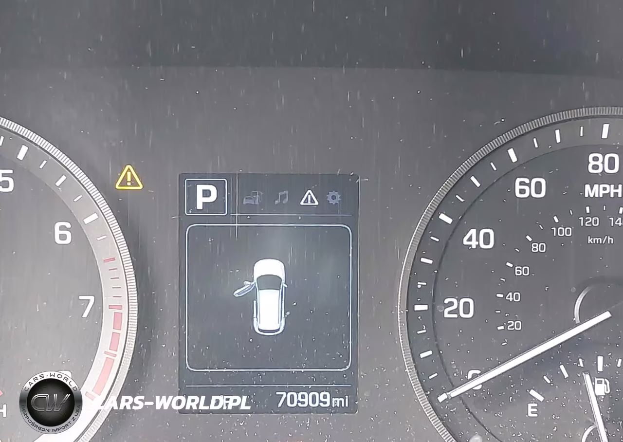 2017 Hyundai Tucson Sport VIN:KM8J33A27HU519947 - 15