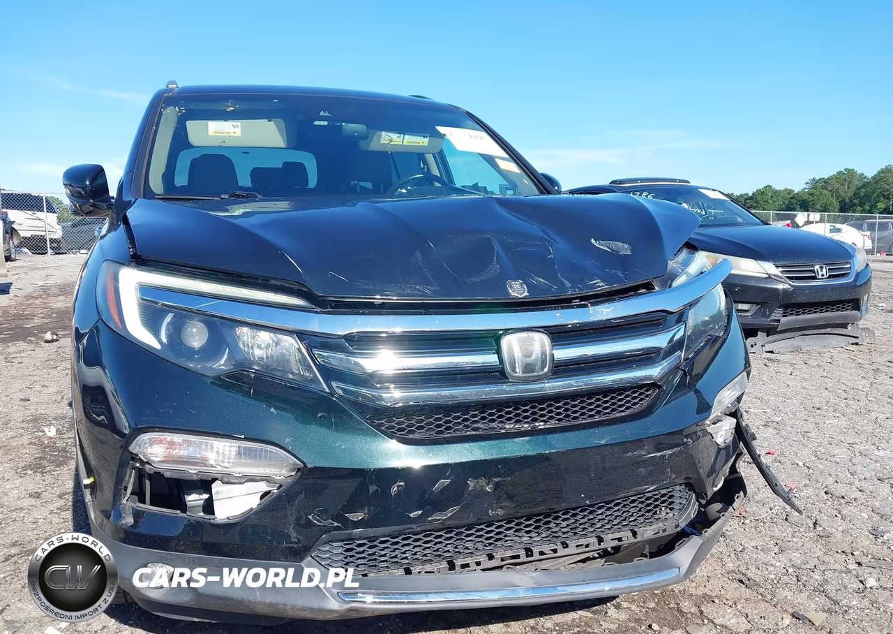 2017 Honda Pilot Touring VIN:5FNYF6H99HB094867 - 12
