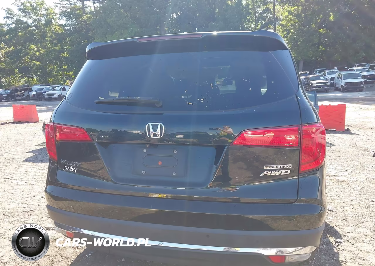 2017 Honda Pilot Touring VIN:5FNYF6H99HB094867 - 16