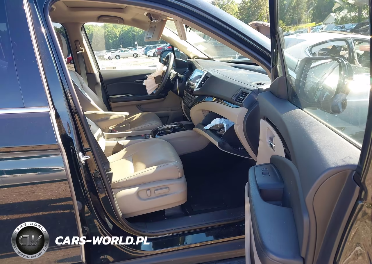 2017 Honda Pilot Touring VIN:5FNYF6H99HB094867 - 5